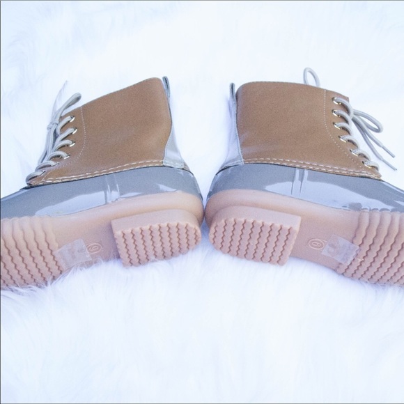 🎃HP🎃 Grey Duck Boots. - Picture 2 of 3