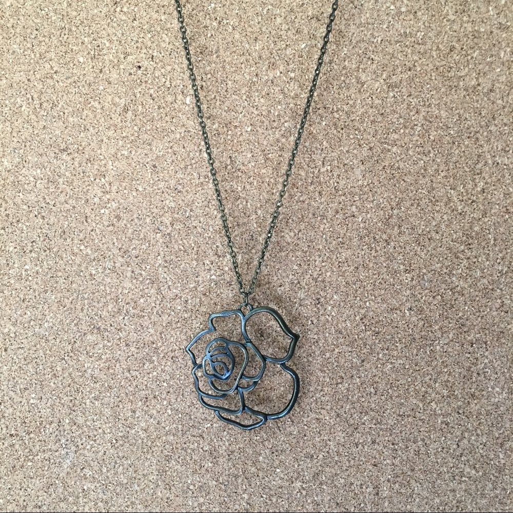 Bronze rose necklace