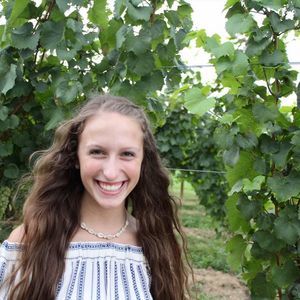 Meet your Posher, Rebecca