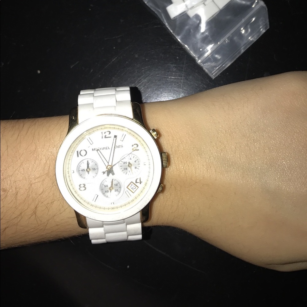 Authentic Michael Kors Watch White + Gold