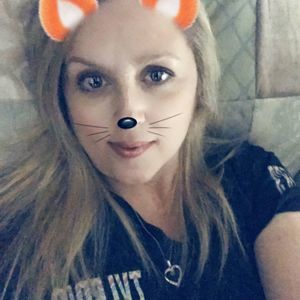 Meet your Posher, Bobbie