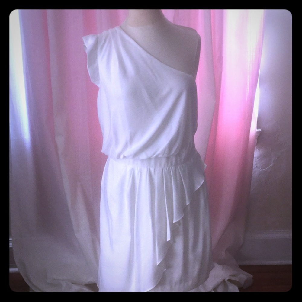 BCBGeneration White One shoulder Dress NWOT