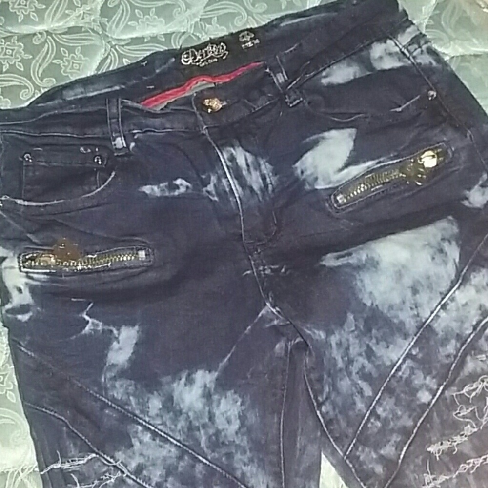 Dereon jeans