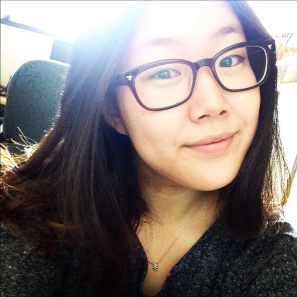 Meet your Posher, Jennifer - Picture 1 of 1