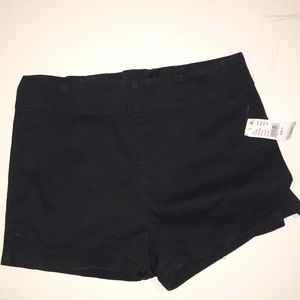 High rise black shorts