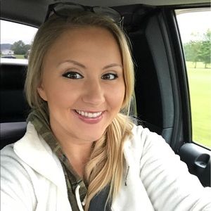 Meet your Posher, Cara
