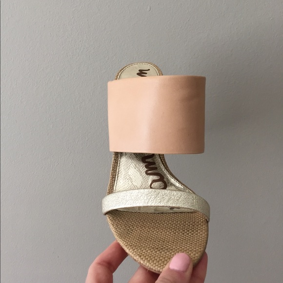 Sam Edelman nude and silver heels - Picture 3 of 3