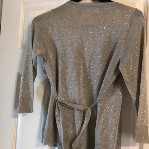 NWT Silver Sparkle Top  XS New York & Co ⭐️ - Picture 2 of 4