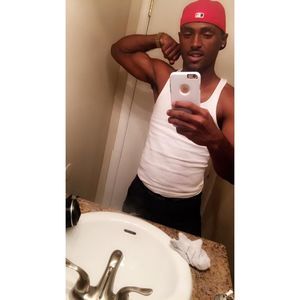 Meet your Posher, Devin