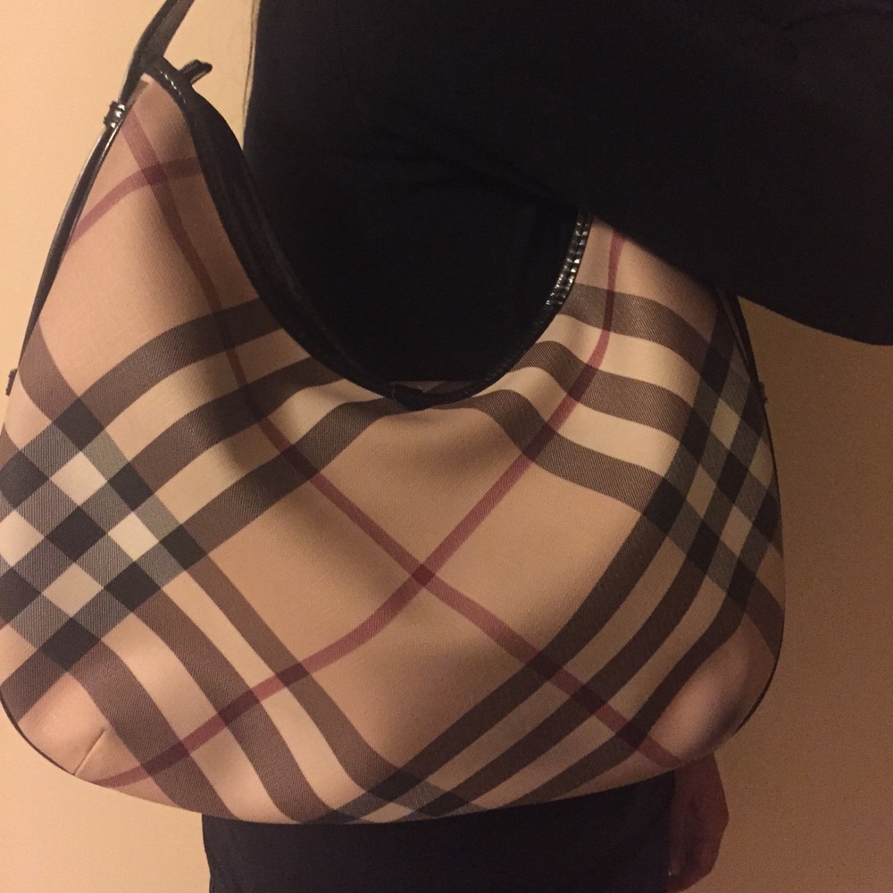 Authentic Burberry bag ..nova check hobo - Picture 6 of 7