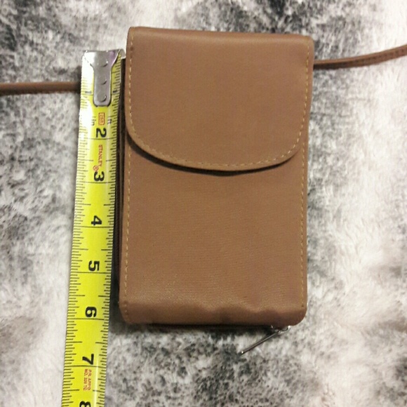 Simply Go Crossbody Bag - Picture 7 of 8