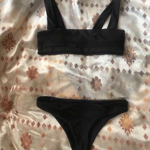 Black bikini