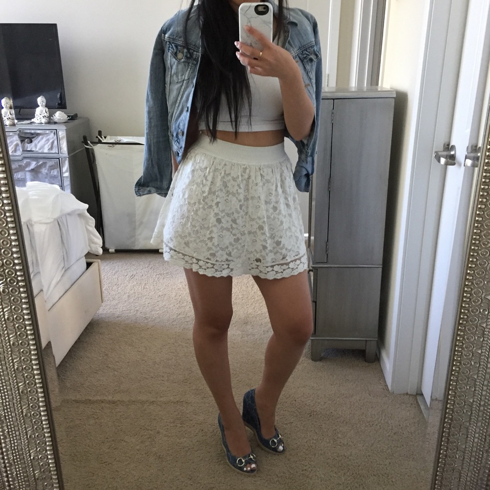 SKIRT with lace