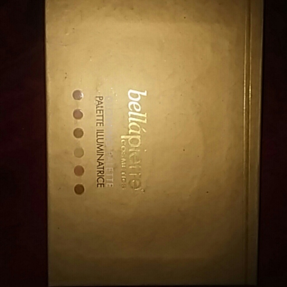 Bella Pierre Cosmetics Glowing palette