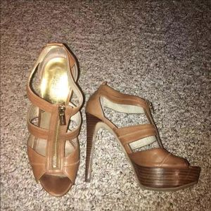 Michael kors berkley heels 8.5