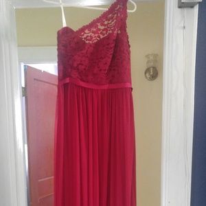 David's bridal one shoulder lace dress