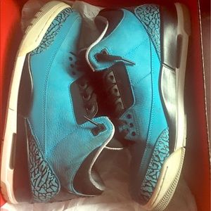 Air Jordan Retro 3s Powder Blue Sz 10.5