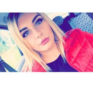 Meet your Posher, Nikkia