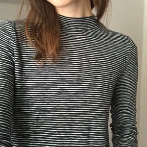 Melodic Mockneck tee in stripe