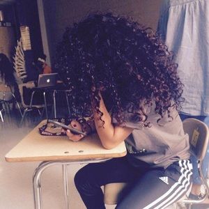 Meet your Posher, Hillary