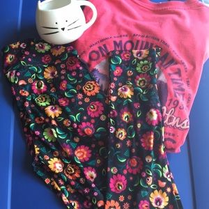 NBW! 💐Floral Lularoe Leggings!
