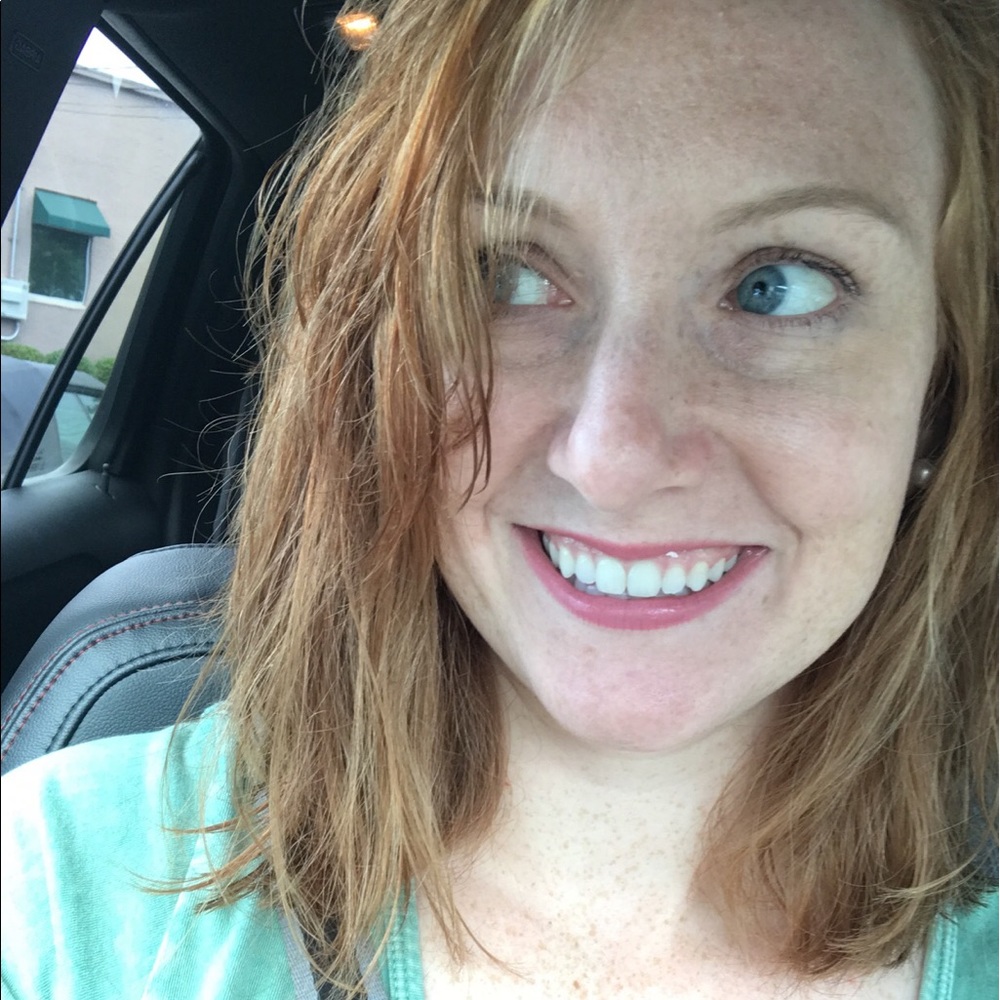 Meet your Posher, Carly
