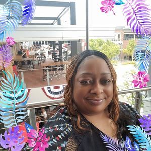 Meet your Posher, Lynn