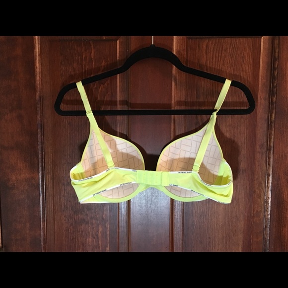 Victoria's Secret Bra 36C Perfect Shape - Picture 2 of 3