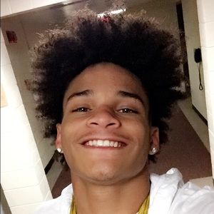 Meet your Posher, Jules