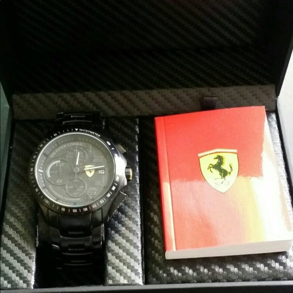 Watch ⌚️ - Picture 2 of 2