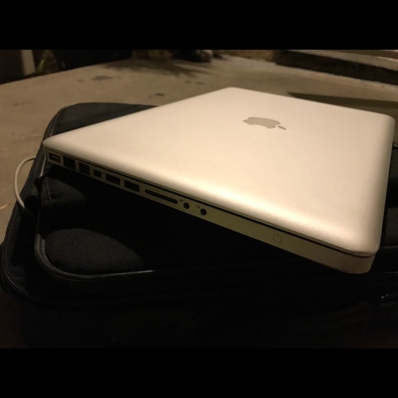 Mac Book Pro - Picture 6 of 7
