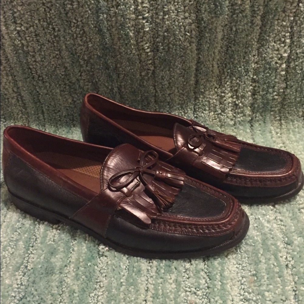 Johnston and Murphy- Aragon II Kiltie Tassle