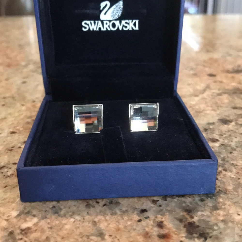 Cufflinks