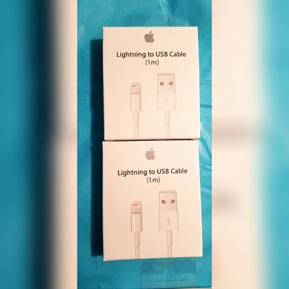 apple Accessories - 2x 1m iPhone Cables Authentic