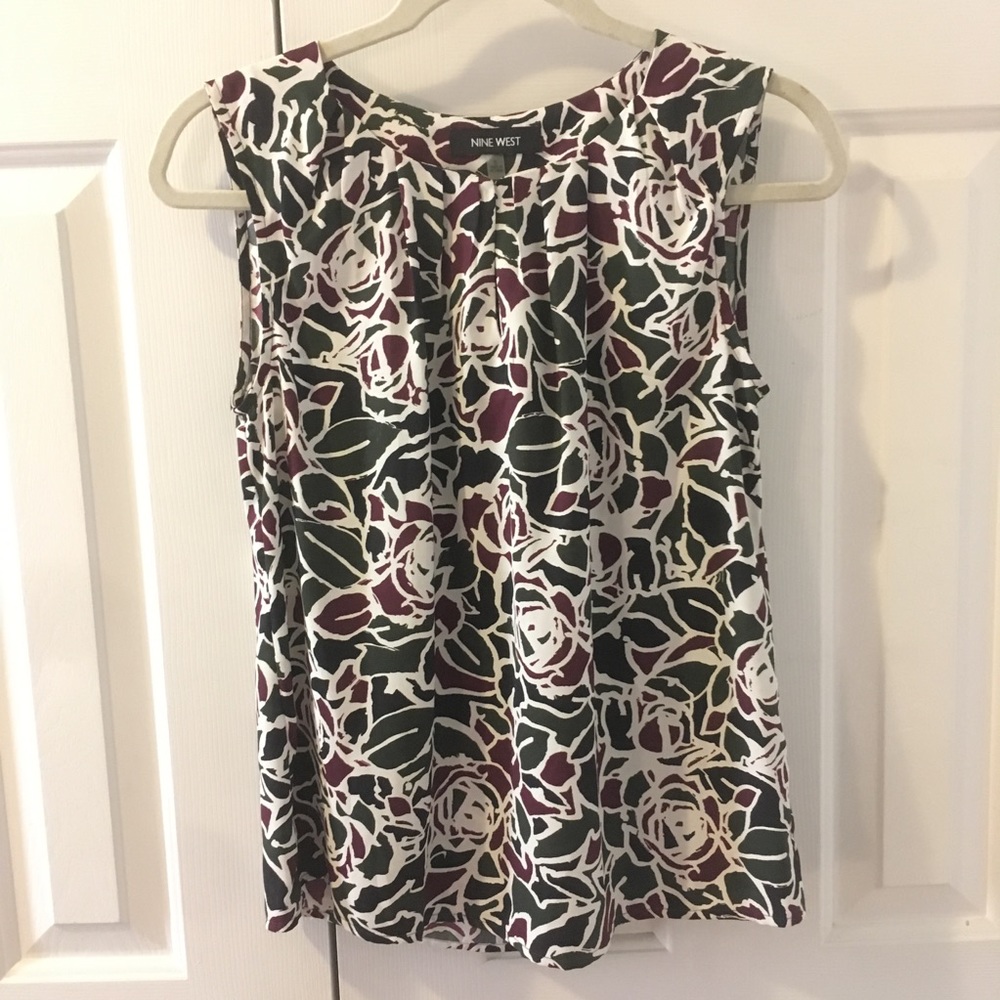 Nine West keyhole blouse