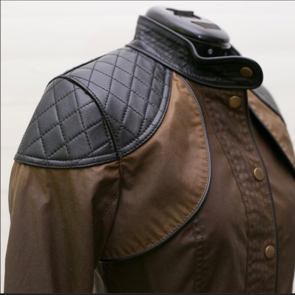 Barbour Gold Label Jacket. Fits like a size 6. - Picture 1 of 4