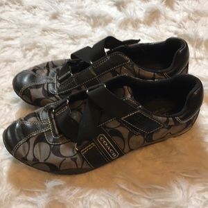 Black Coach tennis shoes