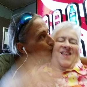 Meet your Posher, Phillip