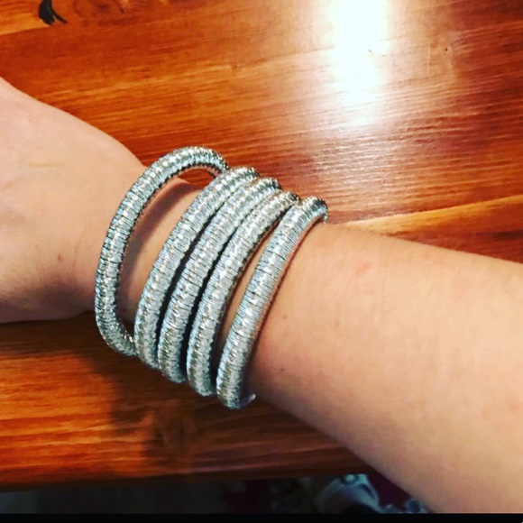 Silver plated Multi layer choker and bracelet set - Picture 5 of 6