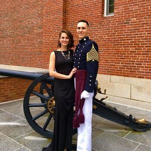 Meet your Posher, Elynzia