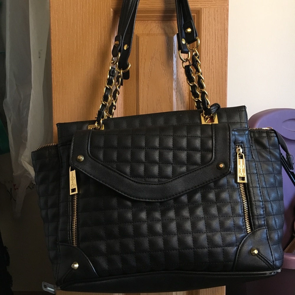 Jessica Simpson purse