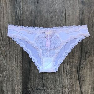 Victoria's Secret Dream Angels Lace-trim Cheekini
