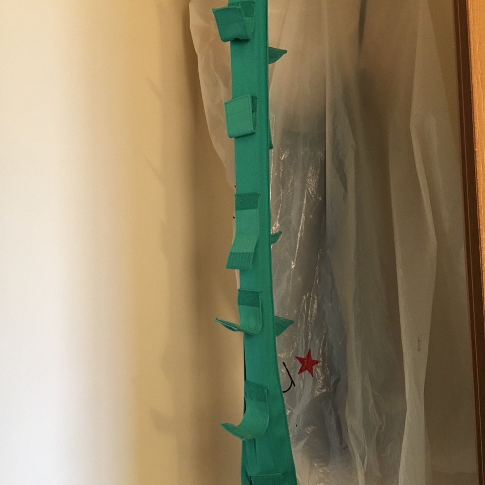Purse hanger