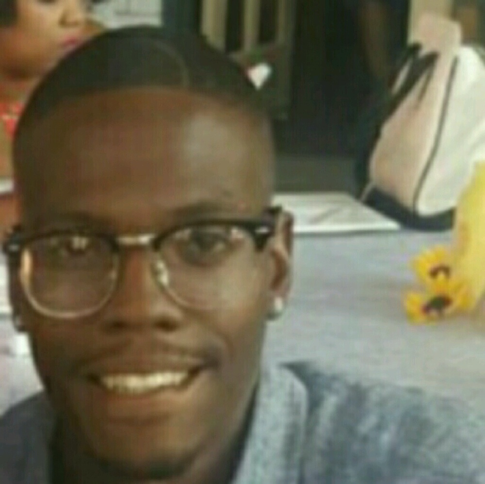 Meet your Posher, Quinton