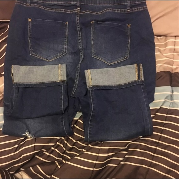 Jean capris - Picture 3 of 4