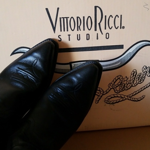 Vitorrio Ricci Black Rider - Picture 2 of 5
