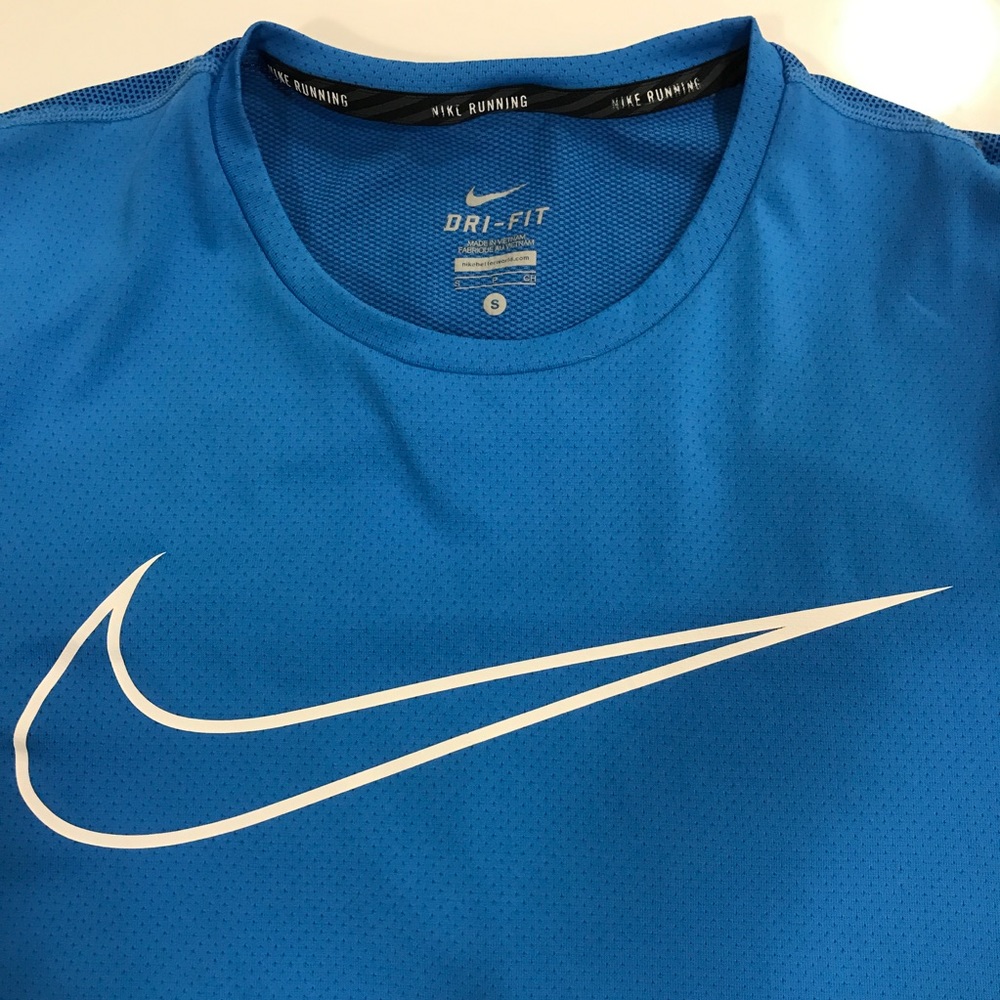 ‼️SOLD‼️ Nike Dri-Fit Running teeshirt small