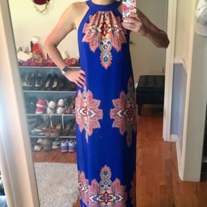 Blue Maxi Dress w/ pockets!