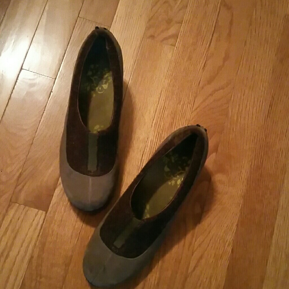 GUC brown/light brown suede wedges