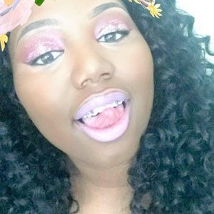 Meet your Posher, Shari